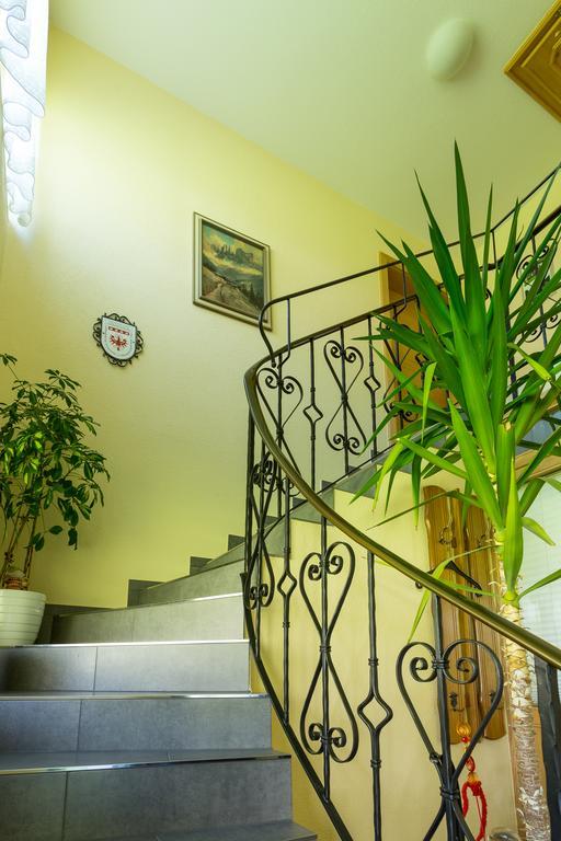 Biancas Ferienwohnung Im Haus Roswitha Tumpen Екстериор снимка